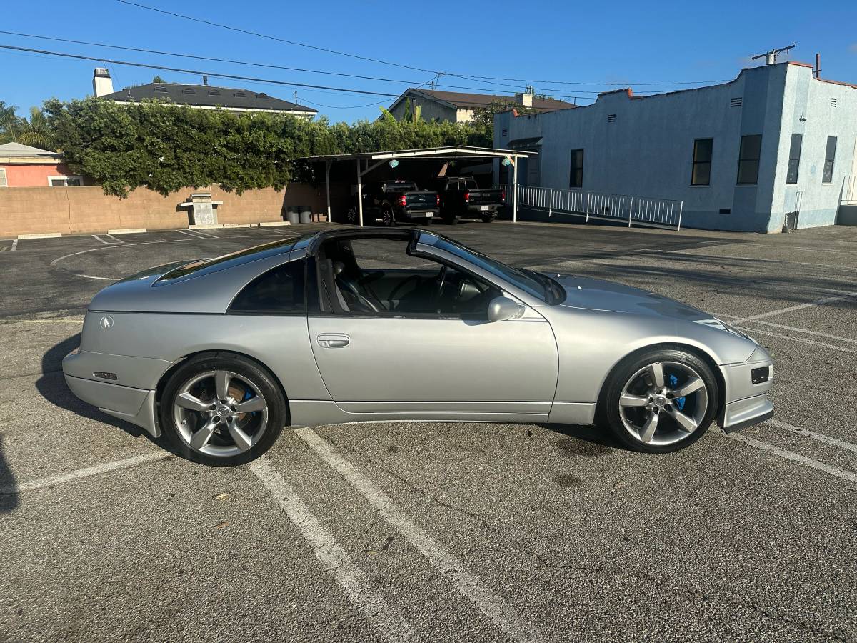 Nissan-300zx-1990-silver-11