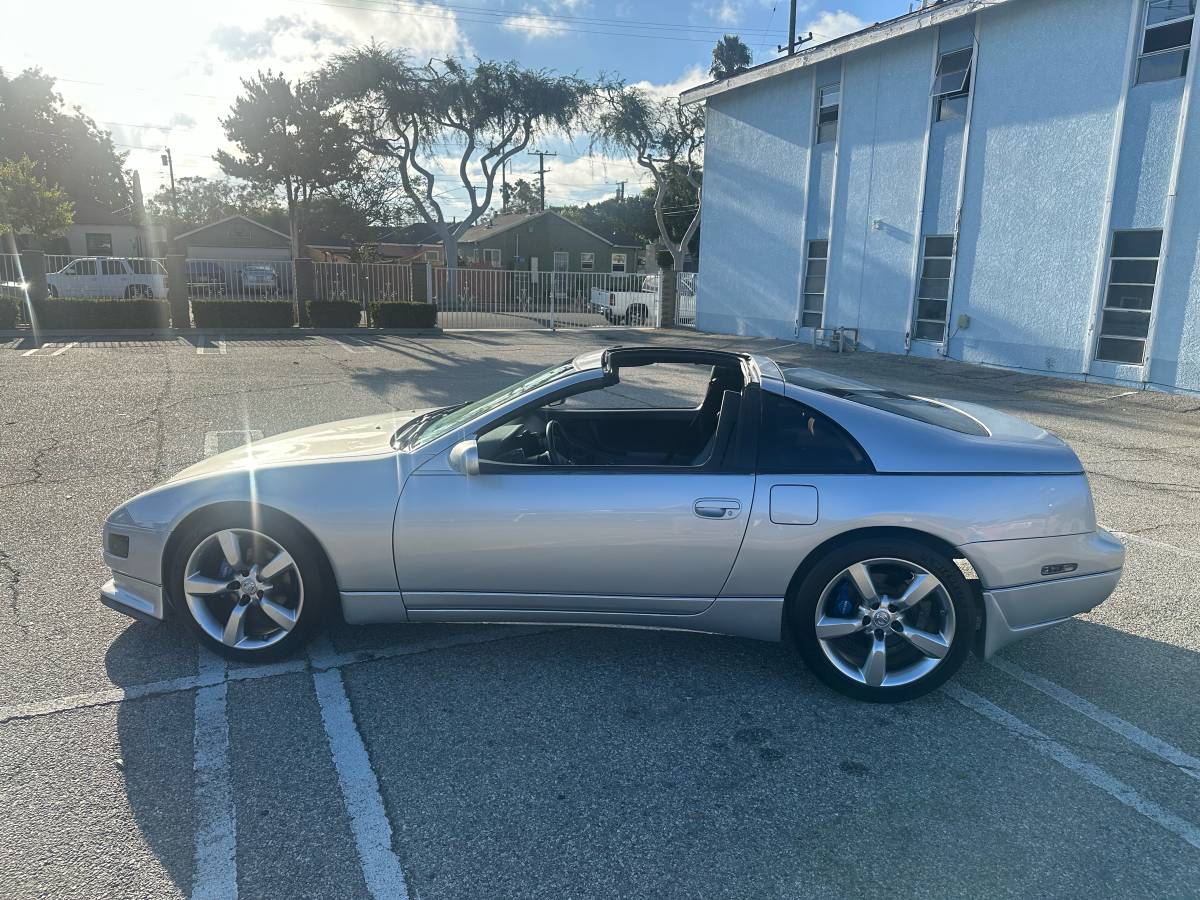 Nissan-300zx-1990-silver-9