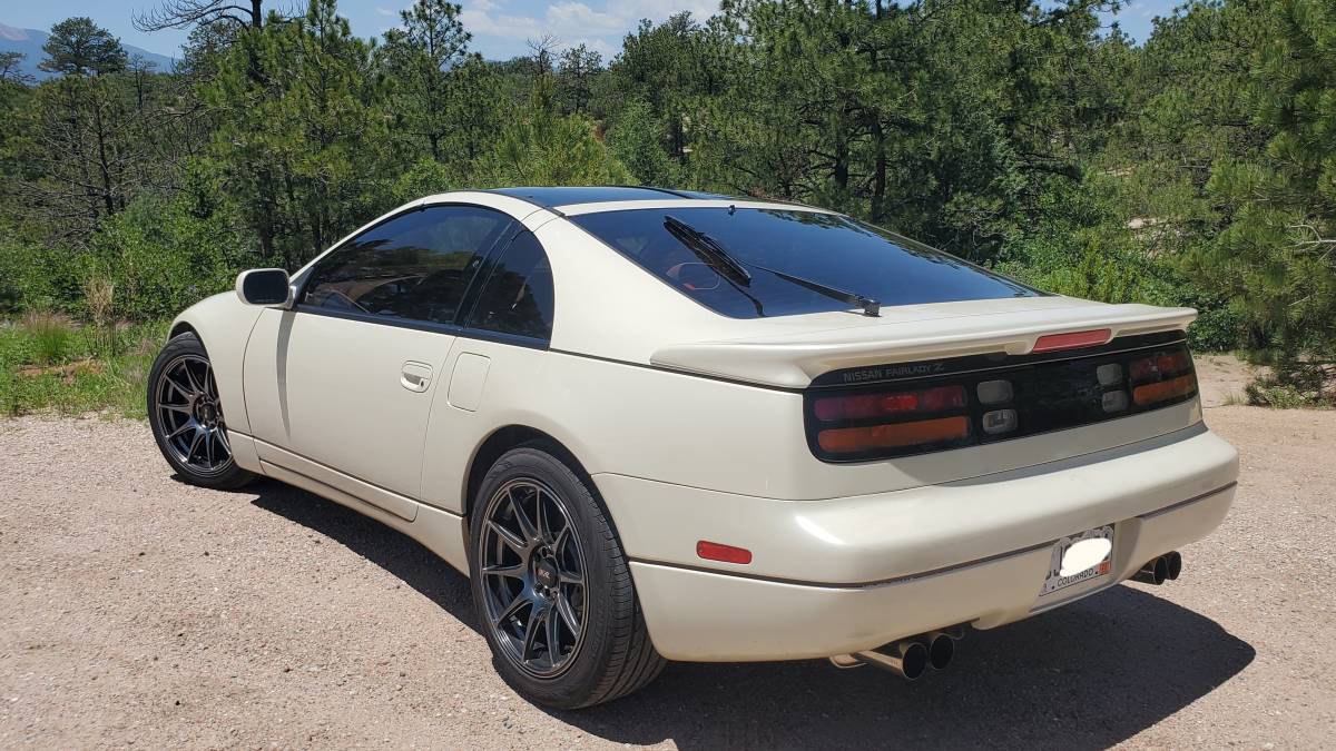 Nissan-300zx-1991-white-10