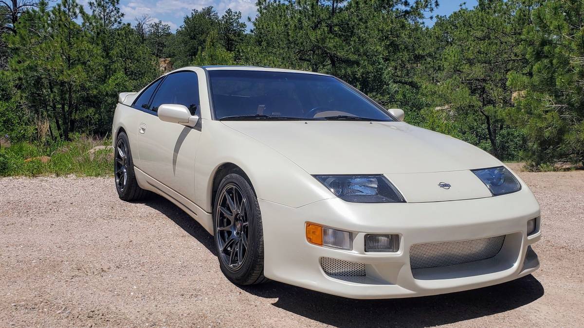 Nissan-300zx-1991-white-23