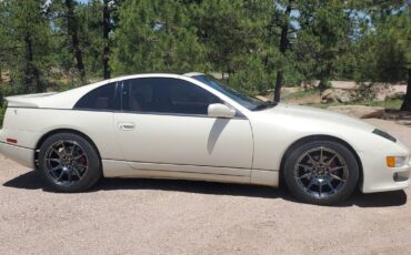 Nissan-300zx-1991-white-8
