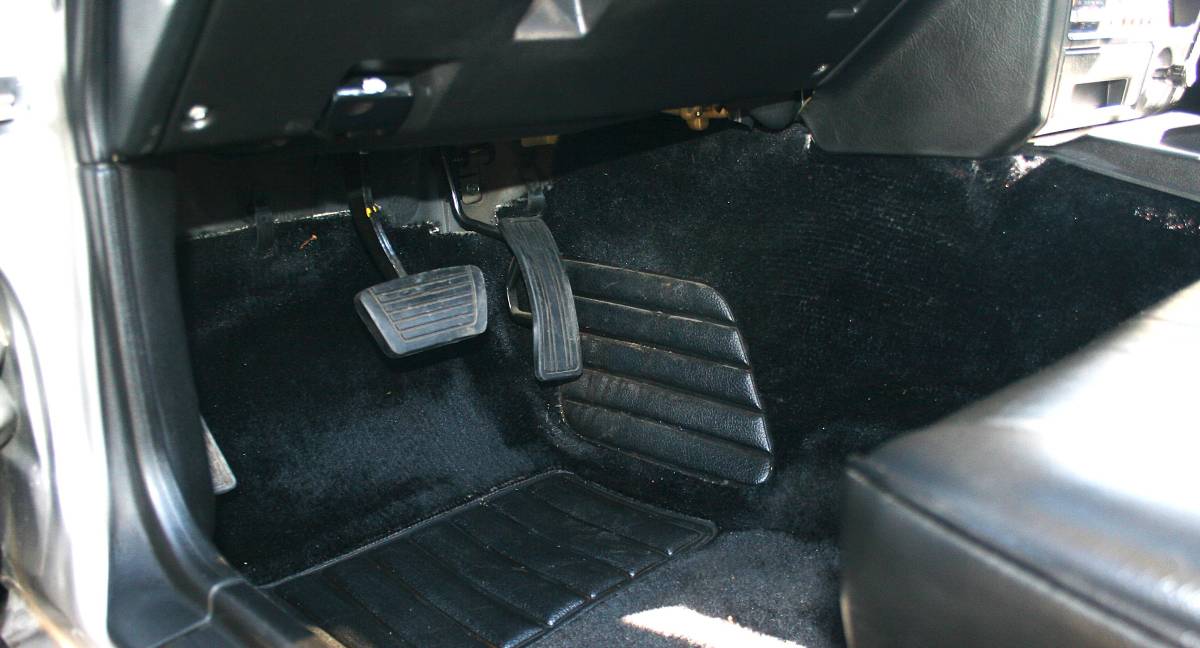 Nissan-300zx-turbo-5oth-anniversary-1984-silver-18