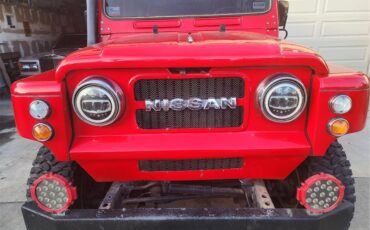 Nissan-Patrol-1977-Red-w-ivory-hardtop-Brown-Vinyl-19