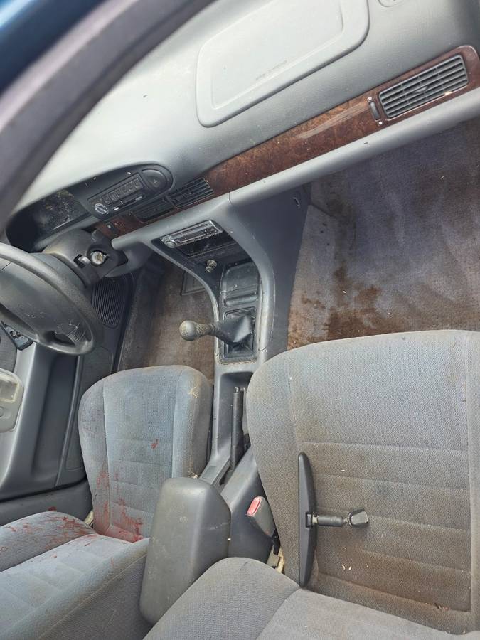 Nissan-altima-1996-green-1