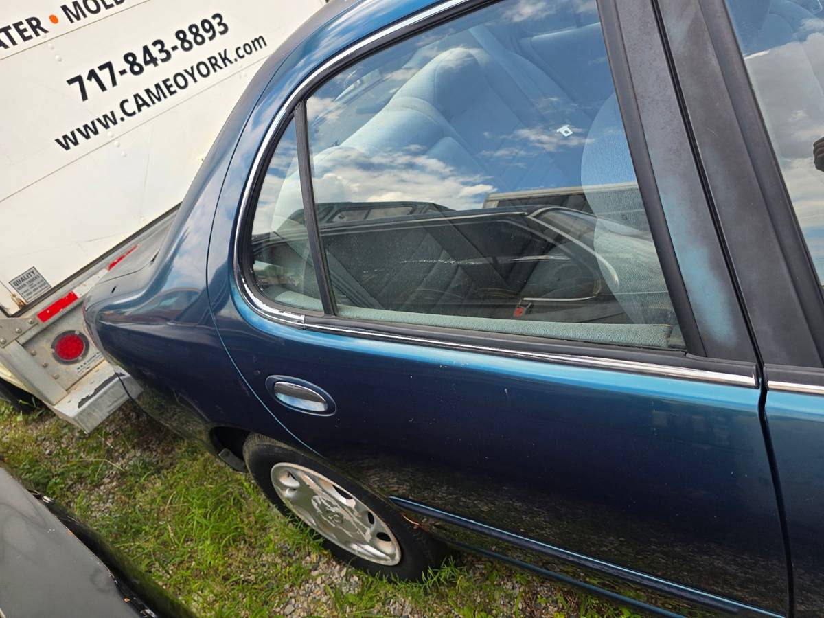 Nissan-altima-1996-green-11