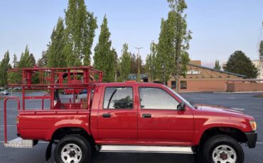 Nissan-atlas-1993-red-2