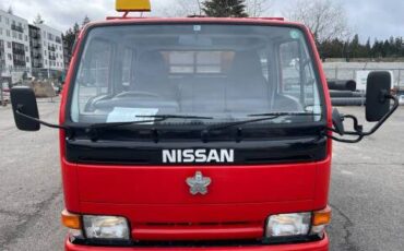Nissan-atlas-diesel-1992-red-8
