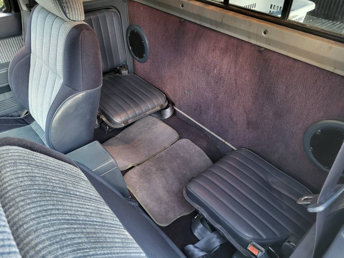 Nissan-d21-hardbody-1992-blue-11