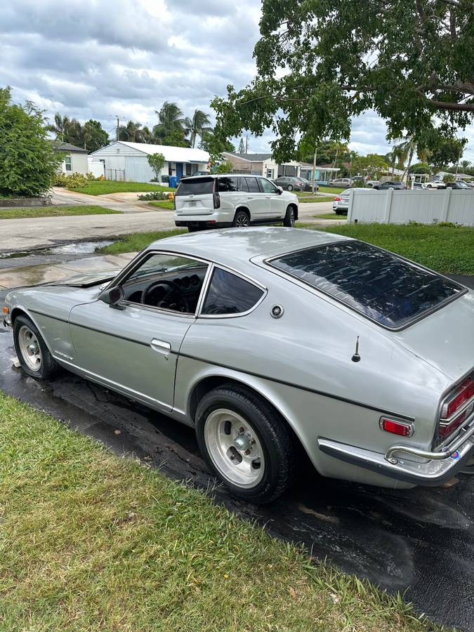 Nissan-dotson-1972-2