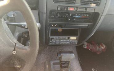 Nissan-frontier-crew-cab-1996-2