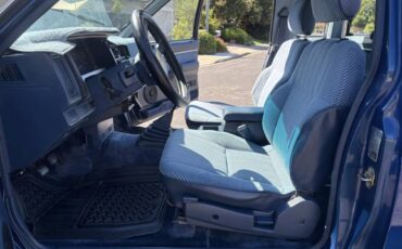 Nissan-frontier-xe-1989-19
