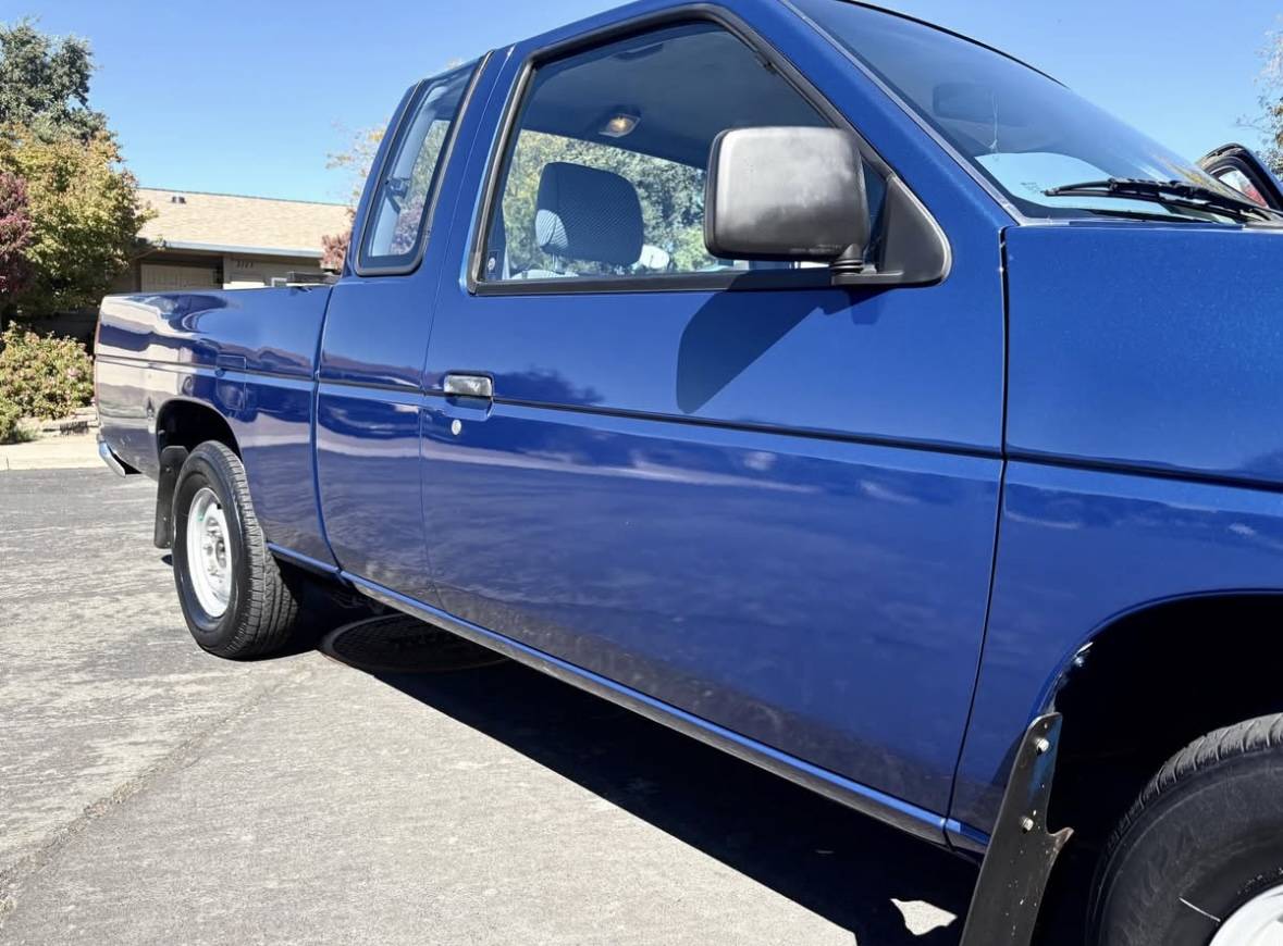 Nissan-frontier-xe-1989-8
