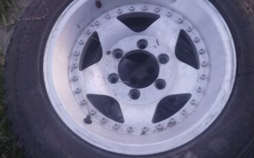 Nissan-hardbody-1987-14