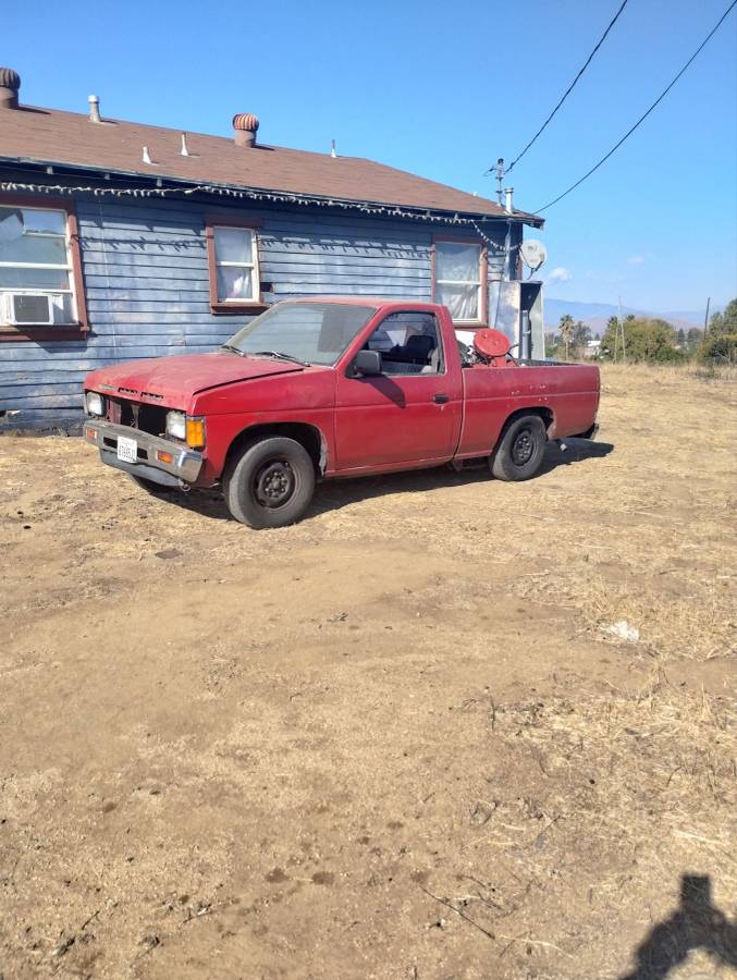 Nissan-hardbody-1987-30