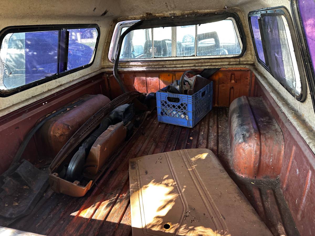 Nissan-hardbody-pickup-1984-brown-4