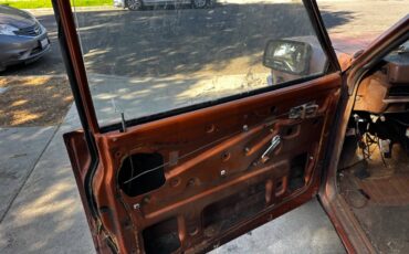 Nissan-hardbody-pickup-1984-brown-7