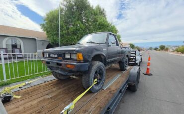 Nissan-hardbody-pickup-1988-black-5