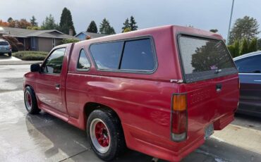 Nissan-hardbody-pickup-1988-red-2