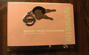 Nissan-hardbody-pickup-1991-white-15