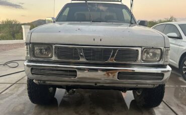 Nissan-hardbody-pickup-1995-2