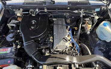 Nissan-hardbody-pickup-1996-custom-17