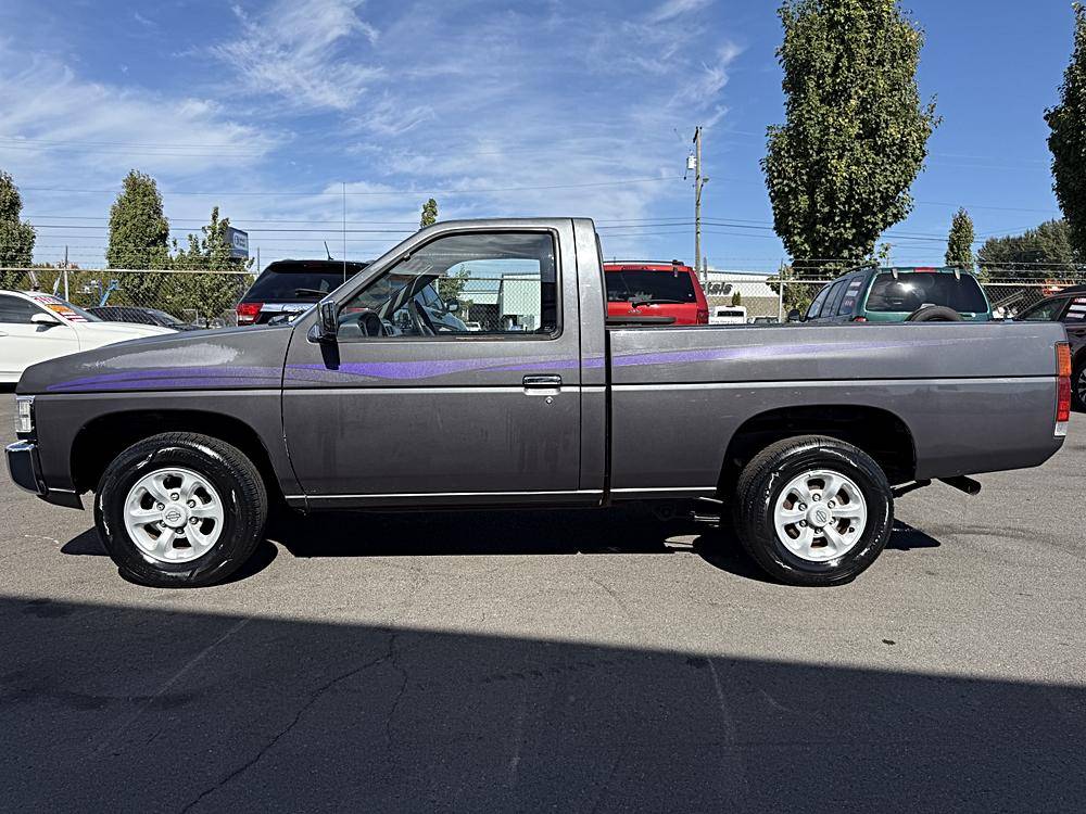 Nissan-hardbody-pickup-1996-custom-20