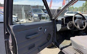Nissan-hardbody-pickup-1996-custom-27