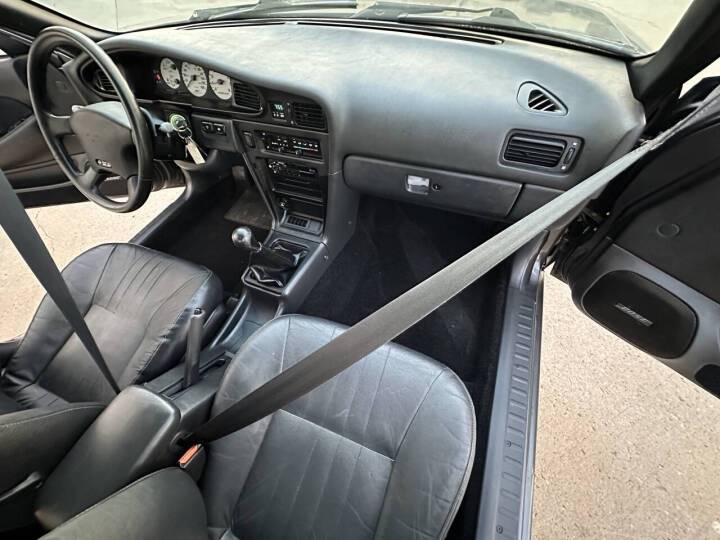 Nissan-maxima-1989-grey-20