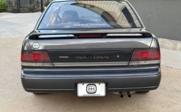 Nissan-maxima-1989-grey-4