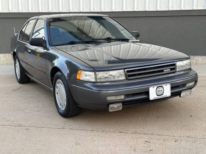 Nissan-maxima-1989-grey-7