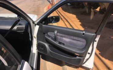 Nissan-maxima-1991-white-7