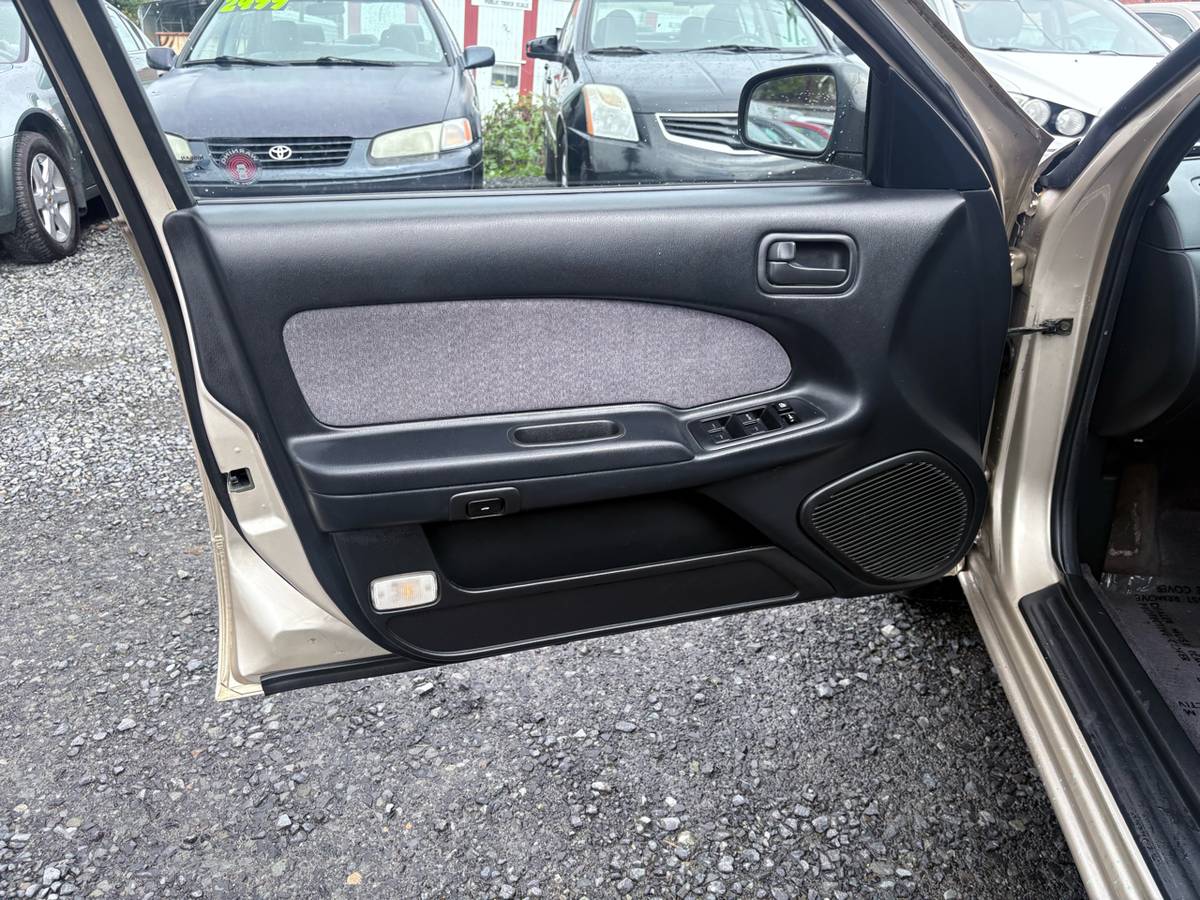Nissan-maxima-1995-custom-17