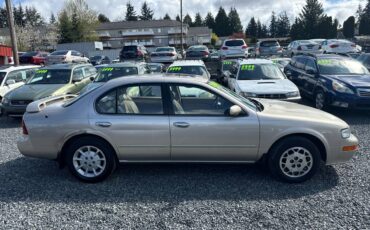 Nissan-maxima-1995-custom-22