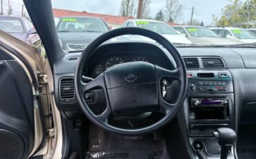 Nissan-maxima-1995-custom-43