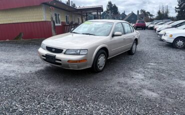 Nissan-maxima-1995-custom-8