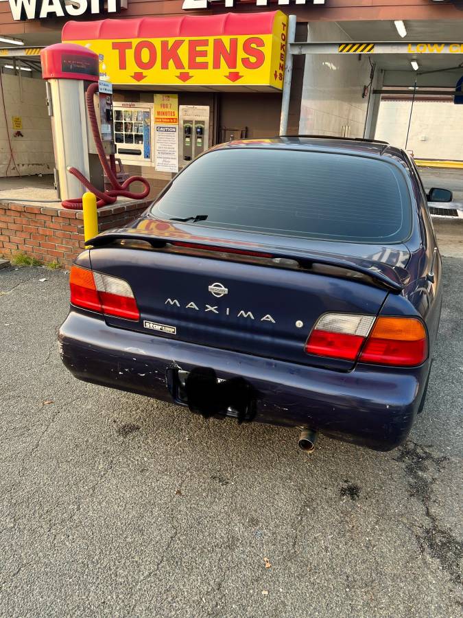 Nissan-maxima-se-1996-blue-5