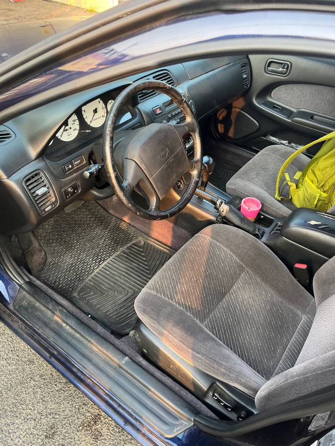 Nissan-maxima-se-1996-blue-7