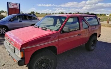 Nissan-pathfinder-1989-red