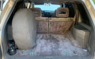 Nissan-pathfinder-1990-14