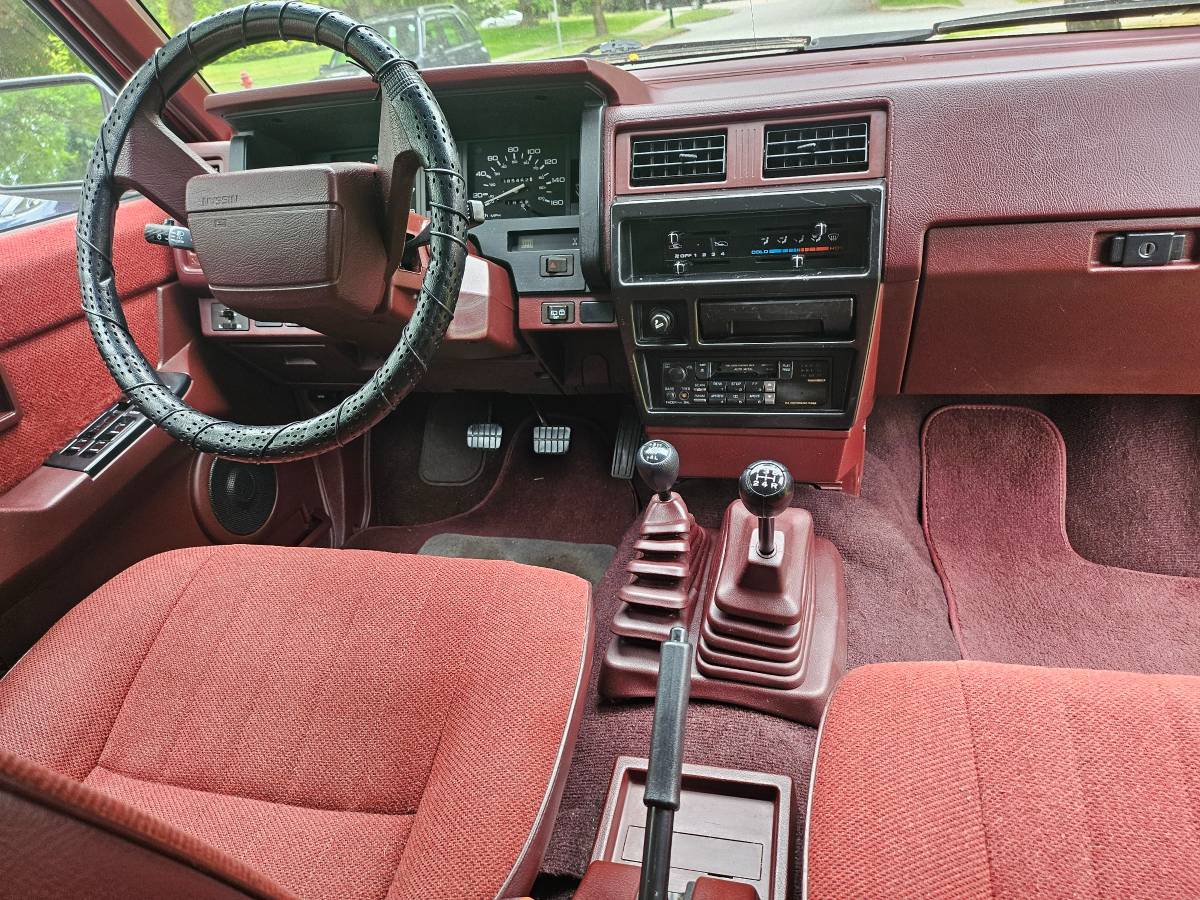 Nissan-pathfinder-1991-red-11