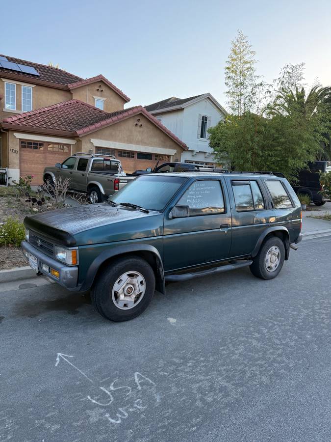 Nissan-pathfinder-1994-green