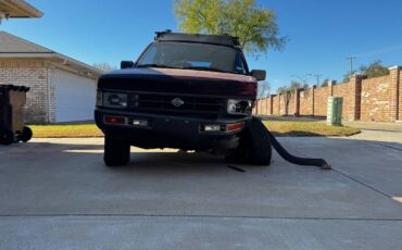 Nissan-pathfinder-1994-red-4
