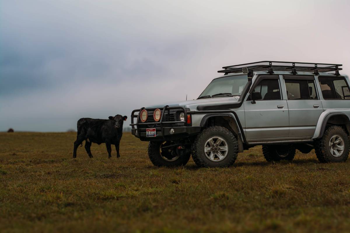 Nissan-patrol-diesel-1994-grey-1