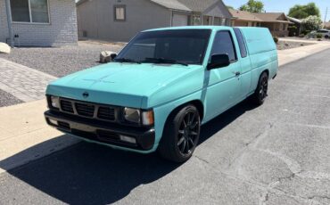 Nissan-pickup-1995-1