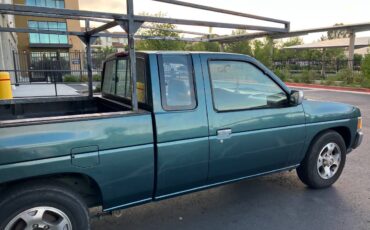 Nissan-pickup-1995-green-7