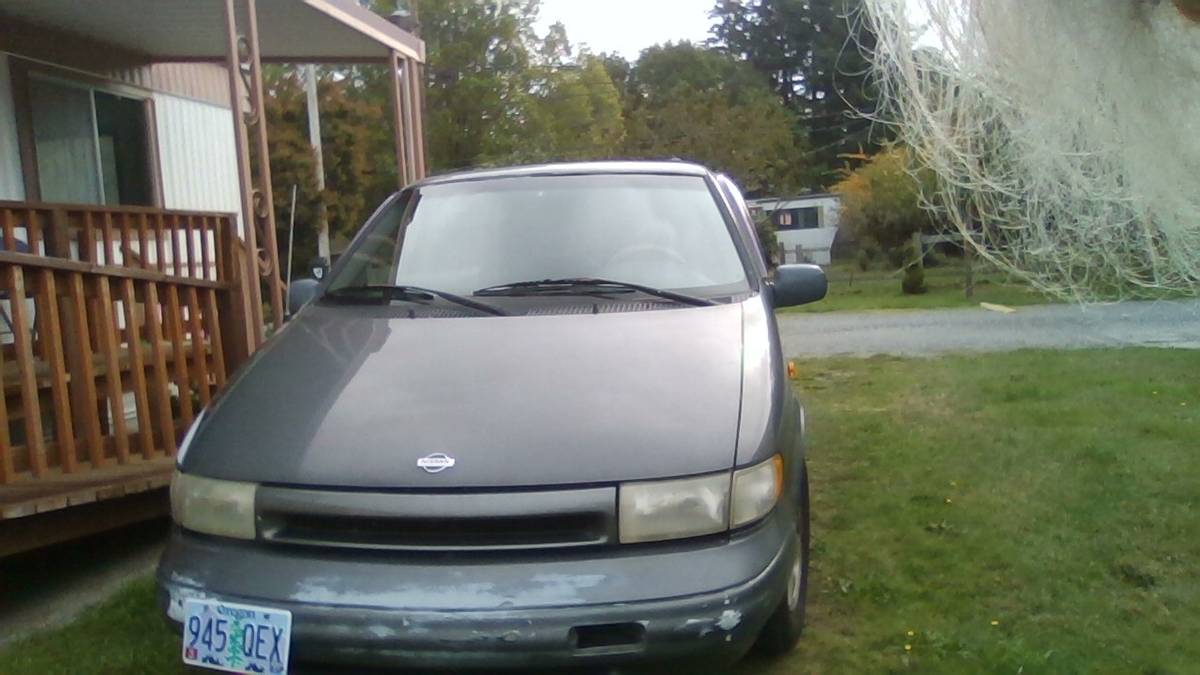 Nissan-quest-gxe-1995-grey-3