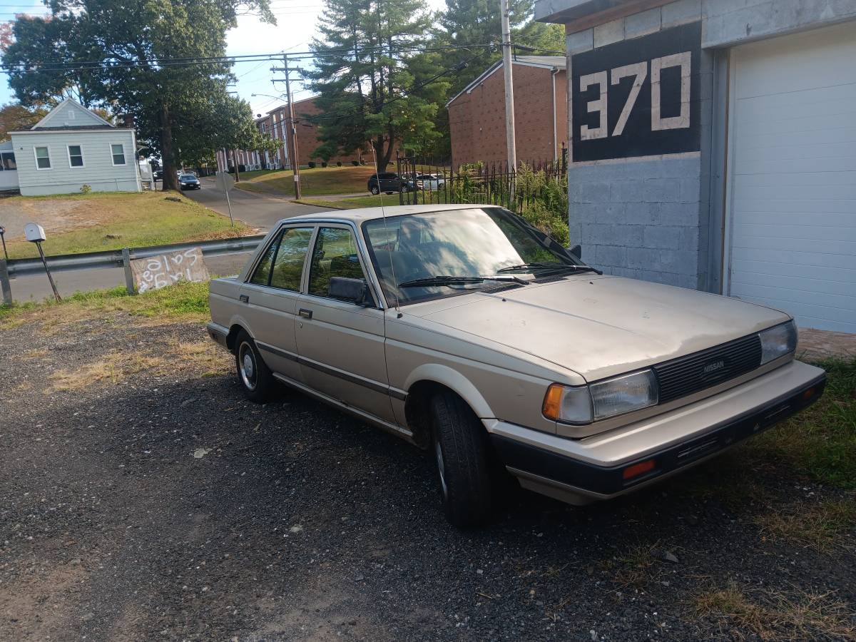Nissan-sentra-1991-brown-5