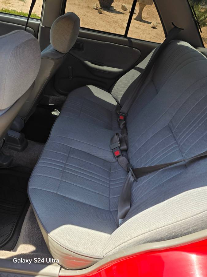 Nissan-sentra-1991-red-13
