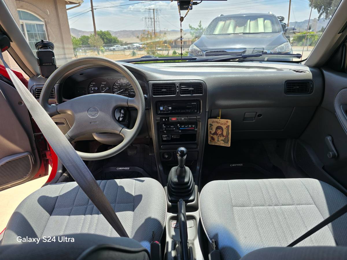 Nissan-sentra-1991-red-15