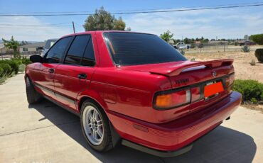 Nissan-sentra-1991-red